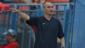 Păun scos din lot o săptamâna, Brujan a plecat!