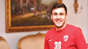 "Nu am primit prea multe șanse!"** Omul care revine pentru a cinea oară în prima echipă a câinilor are noi obiective: "Am sărit în sus când am auzit că vine Țălnar"