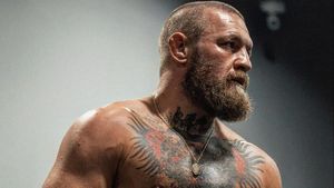 Conor McGregor și-a uimit fanii! Luptătorul a devenit „pachet” de mușchi în plină recuperare