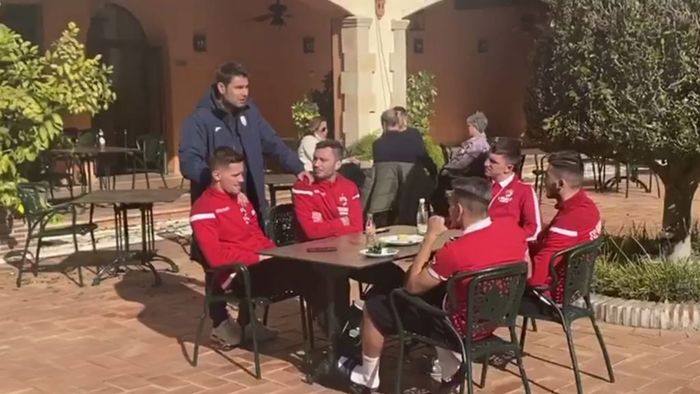 „Bunicul” Adrian Mutu! Adevăratul motiv pentru care l-a certat pe Robert Moldoveanu | VIDEO
