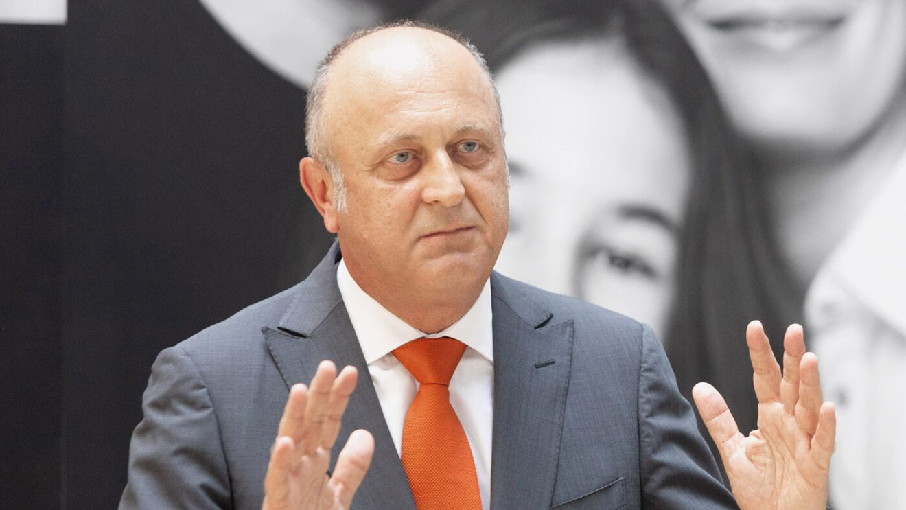 Atacant francez pentru Rapid! Dan Șucu îl cumpără din Elveția și îi dă salariu de 25.000 de euro pe lună