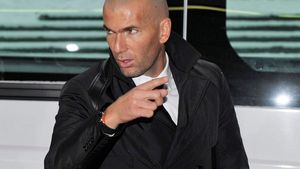 Mourinho îl aduce pe Zidane lângă echipă!** Vezi ce i-a cerut "The Special One"