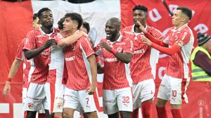 Cătălin Cîrjan a vorbit cu Kennedy Boateng despre plecarea de la Dinamo. Anunțul căpitanului