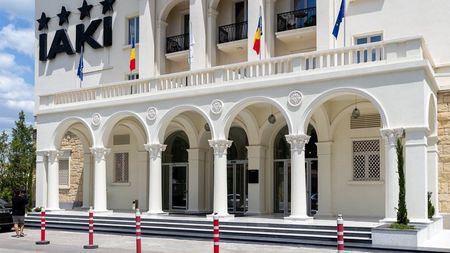 Cât costă cazarea pentru trei nopți de Crăciun la hotelul lui Gică Hagi din Mamaia! Ce include oferta „regală”