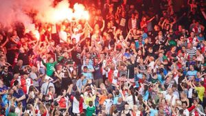 Violențe în Ucraina! 52 de suporteri au fost reținuți de poliție înainte de meciul Șahtior-Feyenoord