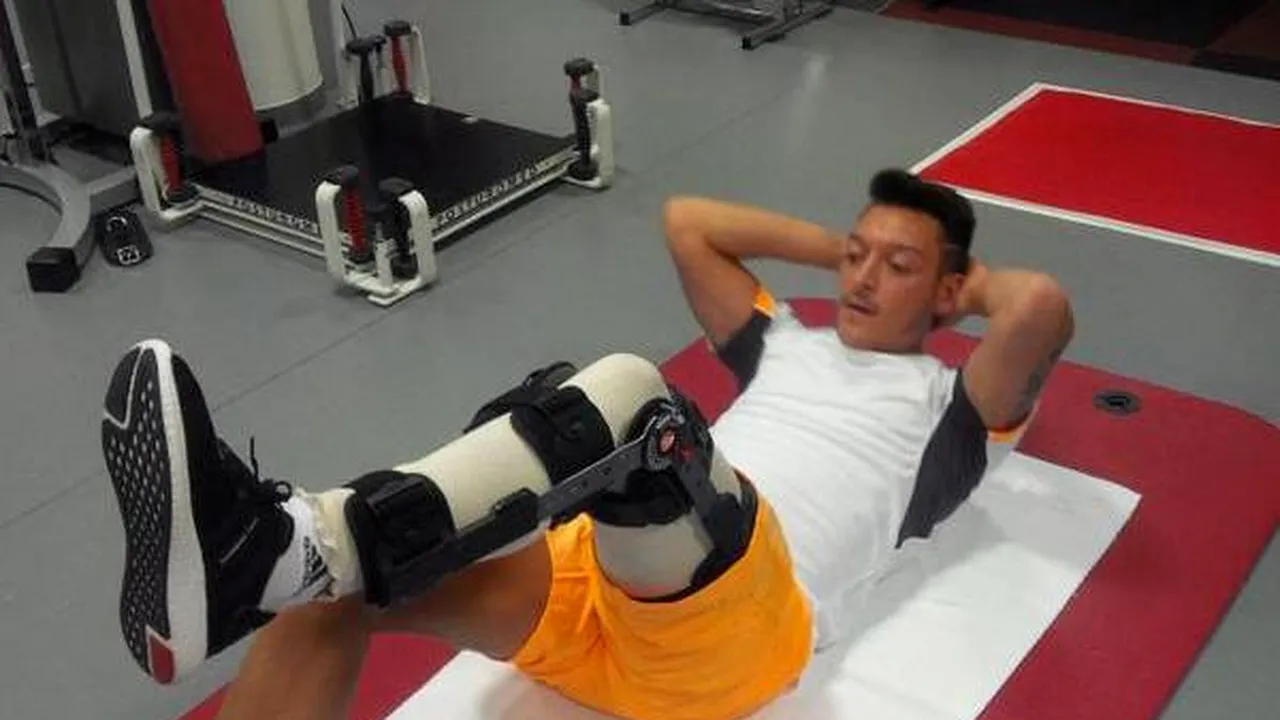 FOTO | Ozil trage tare în laboratorul de recuperare. 