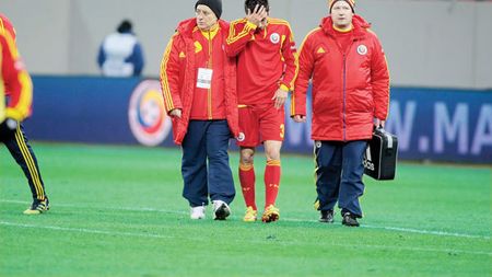 Blestemul "încălzirii"!** Un alt jucător a pățit-o ca Săpunaru înaintea meciului cu Franța! Piți a mutat inspirat