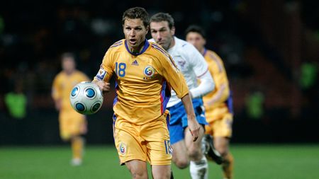 Dan Petrescu face lobby pentru Gigel Bucur: "E cel mai în formă atacant român"