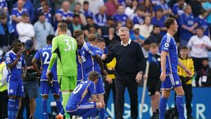 Povestea dramatică a lui Leicester într-un sezon de coșmar în Premier League! „Drumul” de la promovare, titlul neașteptat de campioană și retrogradarea în ultima etapă în Championship | SPECIAL