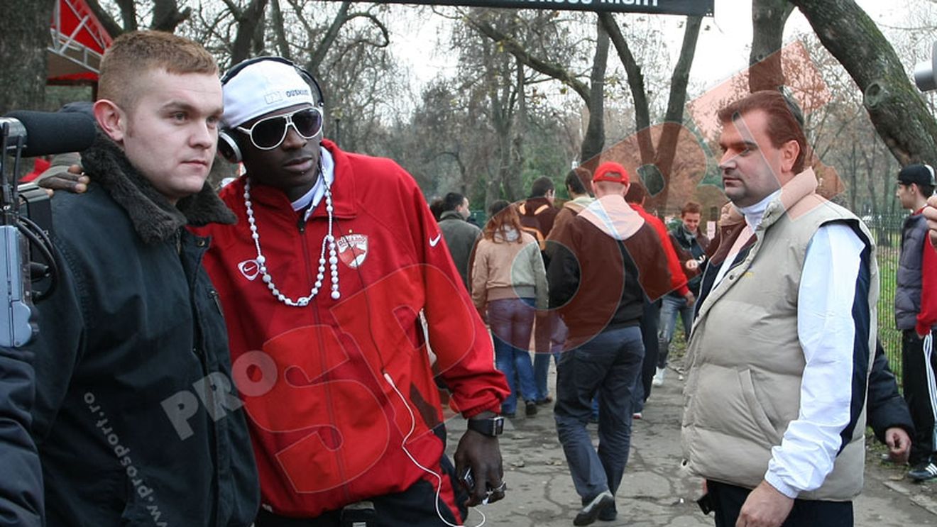 FOTO** "Câinii" s-au relaxat la "Tequilla" înainte de Poli!