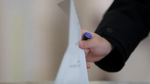 E convins că plimbarea celor doi a decis noul președinte al României: „A defilat cu el, nu-i mai trebuie nimic”