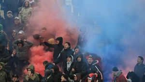 Argăseală: "Fanii să renunțe la scandări rasiste și la insulte!"