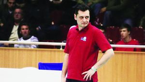 Metal, în prăpastie!