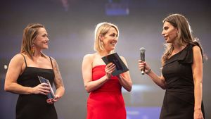 Partenera antrenorului a învins cancerul, dar acum luptă cu altă boală îngrozitoare. „Din păcate, viaţa a luat o întorsătură neaşteptată”