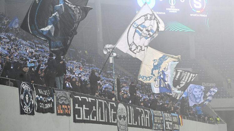 Ce n-ai văzut la TV la Craiova – Sparta Praga. Ce au făcut jurnaliștii cehi după golul care i-a înnebunit pe olteni și decizia luată imediat după fluierul final. SPECIAL