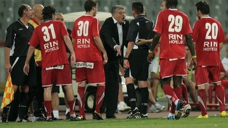 Bilete la Dinamo-Gaz Metan! 10 lei, cel mai ieftin