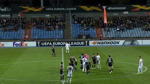 Momente șocante în Europa League. VIDEO | Meciul dintre Dudelange și Qarabag a fost întrerupt după ce o dronă care purta steagul Armeniei a pătruns în stadion