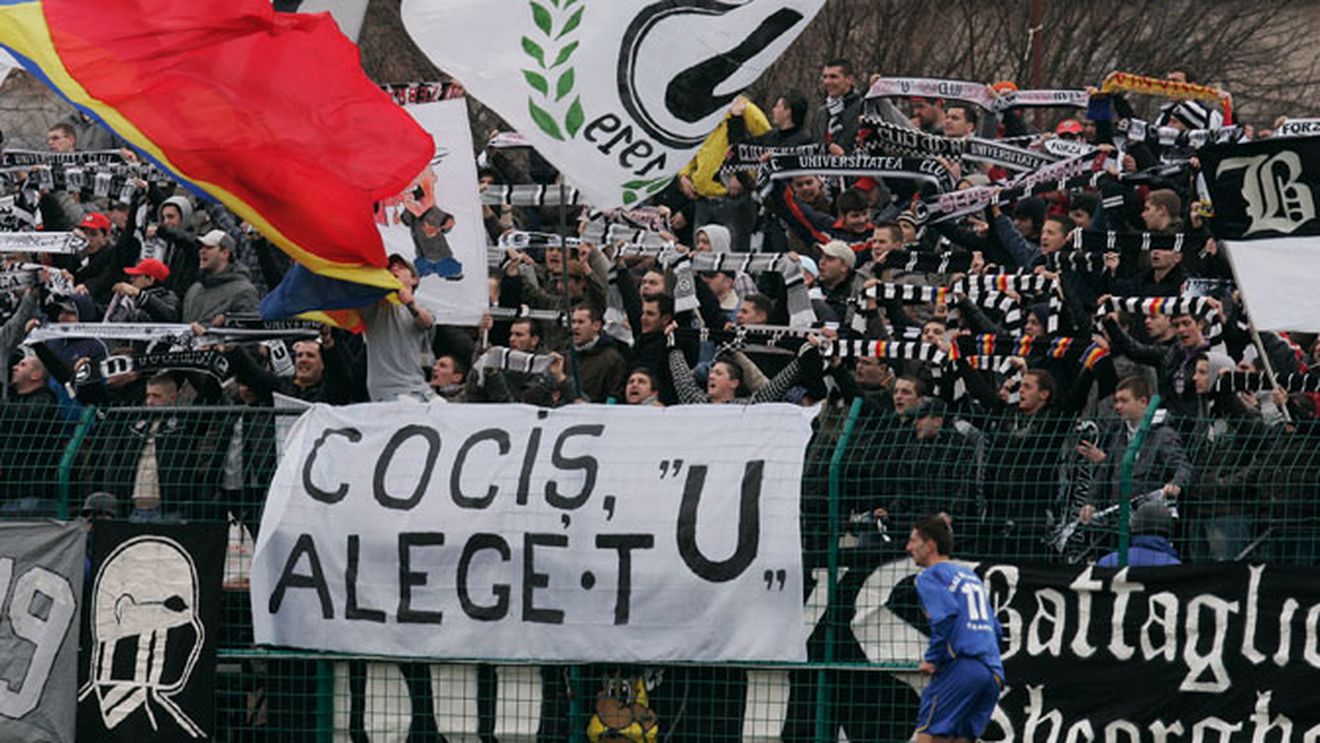 "Aștept un telefon de la Cociș"**