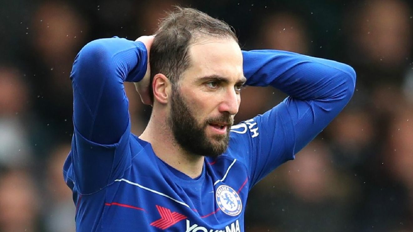 Și băieții plâng câteodată. Higuain dă cărțile pe față: "M-am refugiat și nu am ieșit din casă de frică"