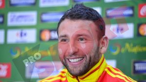 Raț își serbează ziua de naștere în cantonament: "Îmi doresc să fiu sănătos". Ce spune despre viitorul său