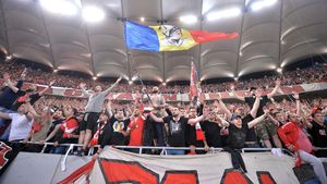 Gruia alb-roșie! 5000 de dinamoviști, cu întăriri de la U Cluj, sunt așteptați la meciul cu CFR. Fanii feroviarilor, supărați pe conducere, care a deschis toată peluza pentru dinamoviști: "Un gest de trădare, veți vedea urmările!"