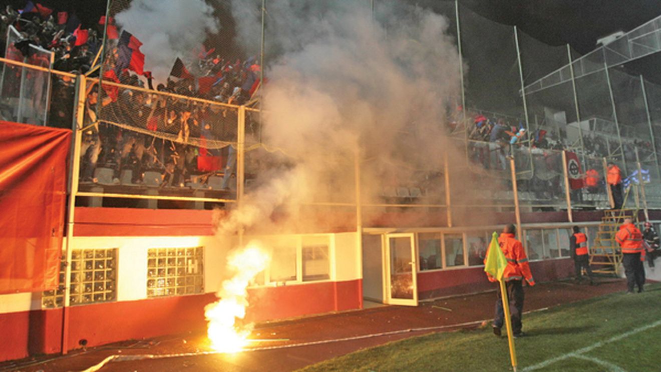 Porțile li s-au închis!** Steaua va juca două etape fără spectatori! Rapid, doar una!