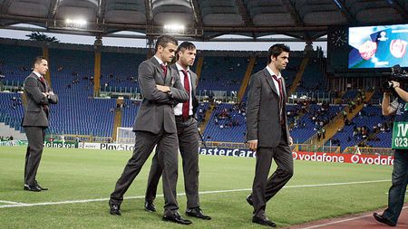 Ceferiștii au părut relaxați la inspecția gazonului