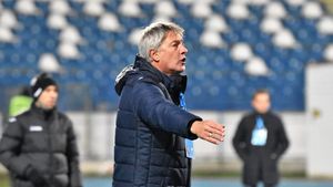 Cristiano Bergodi a fost prezentat oficial la Craiova, pe pagina de Facebook a clubului. „În România mă simt ca acasă”. Antrenorul italian a semnat un contract până în iunie 2021