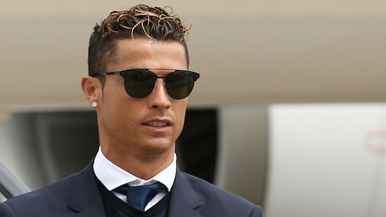 "Insectele atacă doar lămpile care strălucesc!" Ronaldo a RĂ‚BUFNIT pe Instagram, cu un mesaj marca "Eric Cantona". Ce a vrut să spună