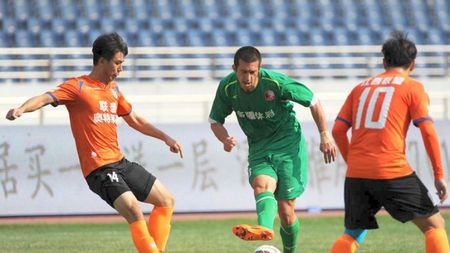 Amenințarea coronavirusului, prin ochii unui fost fotbalist român a cărui fiică trăiește în China! "Ea acolo s-a născut, în ţară vine doar în vacanţă!" | INTERVIU