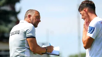FC Bacău, plusuri și minusuri la tragerea la sorți. Moldovenii debutează cu două nou-promovate în Liga 2, dar vor avea șase deplasări infernale. Costel Enache: ”Pentru partea de turism cred că ne încadrăm cu brio la câștigători”