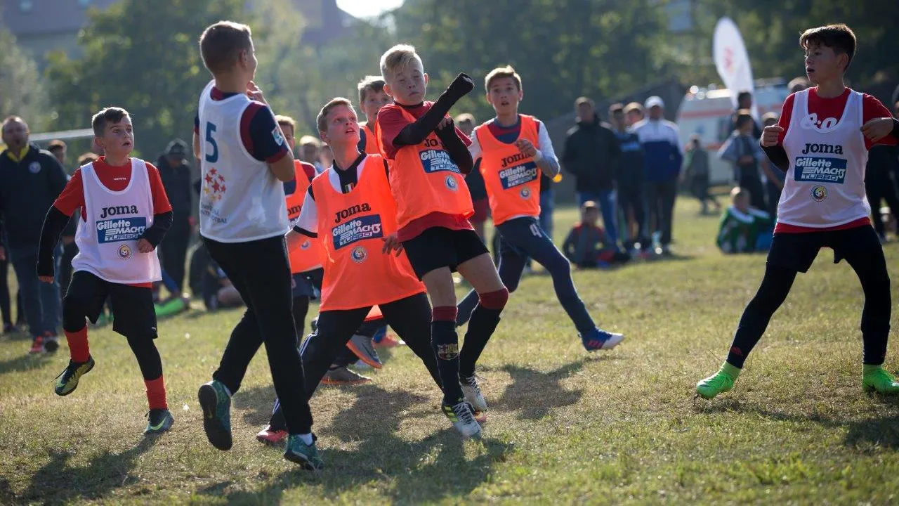 Scouterii FRF au descoperit doi fotbaliști de viitor la o selecție la care au participat 600 de copii

