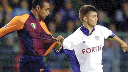 EXCLUSIV | Alin Stoica intră cu talpa sus: "CFR Cluj a obținut un rezultat mare pentru România, dar Dan Petrescu are caracter zero!". Cum își susține afirmația și de ce "Bursucul" nu are loc în "Top 3 - antrenori români" 