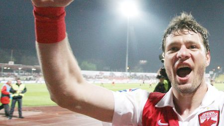 Revine "Săgeată"!**