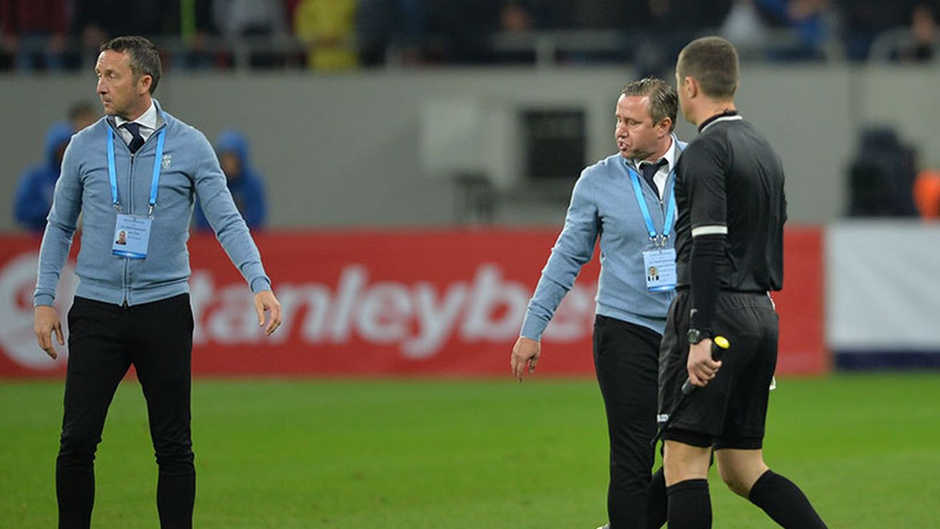 Balaj l-a pus pe coji de nucă! Reghecampf a fost trimis în tribune la pauza derby-ului cu Dinamo. Ce gest a făcut antrenorul Stelei