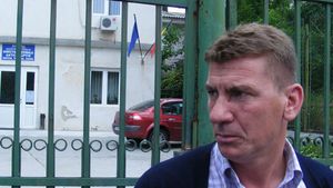 Cristescu s-a săturat de amenințările lui Mititelu:** "Un om care stă toată ziua pe canapea și trage vânturi a făcut de râs o echipă ca Știința"