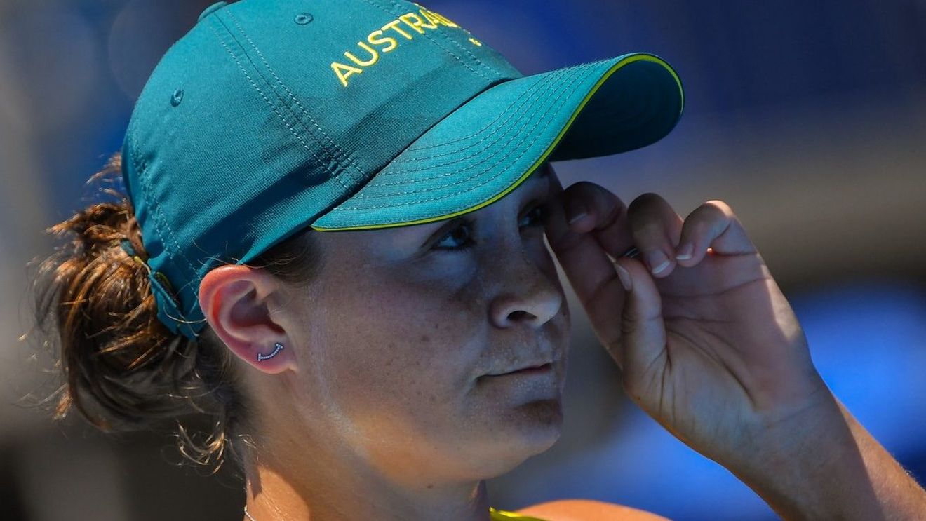 Încă o lovitură zguduie lumea tenisului: Ashleigh Barty recunoaște de ce s-a retras, deși era în topul jucătoarelor din WTA și câștiga Grand Slam după Grand Slam! A avut puterea să facă dezvăluirile în cartea ei autobiografică: „Eram ca un robot”