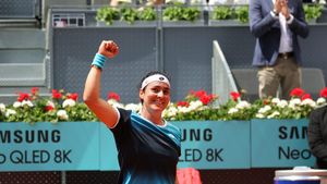 Se știu finalistele turneului de la Madrid! Cu cine se duelează Ons Jabeur, „coșmarul" Simonei Halep, în meciul pentru trofeu