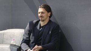 „O să te distrugem! Nu poți să faci asta”. Bărbatul care i-a spart nasul statuii lui Zlatan Ibrahimovic a rupt tăcerea