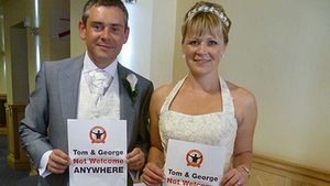 FOTO** Amintiri din Ghencea! Fanii lui Liverpool au împânzit lumea cu mesaje anti-Gillett&Hicks