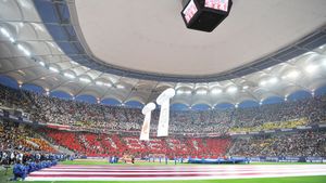 S-a stabilit data 'Clasicului'!** Dinamo începe pregătirea cu o lună înainte. Ce 'pachete' gândesc șefii pentru fani. Galeriei Stelei i se pregătește o surpriză