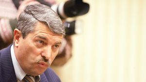 "Din retur, delegările vor fi făcute pe mail!"** Cum ți se pare ideea?