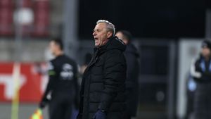 Gigi Becali i-a dat o palmă morală lui Mircea Rednic: „Ne mai educăm. Să vorbești așa urât, nu e permis”