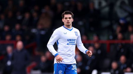 Nu se lasă şi vor să scape de Ianis Hagi. Rangers a găsit deja înlocuitor pentru el