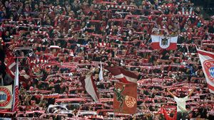 Probleme mari pentru Bayern. FOTO - UEFA a început o anchetă din cauza a două bannere afișate de fanii bavarezilor