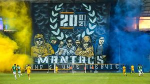 Dezbinare la Petrolul! Uniunea Suporterilor Petroliști s-a retras din AGA și se disociază de echipă. Comunicat dur la adresa membrilor fondatori: ”Declarăm război deschis mărcii FCP și vulpii jigărite cu pretenții de lup”