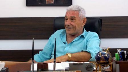 Ce relație are Giovanni Becali cu Dumnezeu, după ce a dezvăluit că a încălcat 60% din cele 10 porunci: „Pe Iisus Hristos îl am aici, înăuntru”. Cât ar mai trebui impresarul să trăiască pentru a îi putea fi iertate toate păcatele