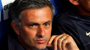 Becali: "Mourinho urmărește pe cineva de la Steaua"