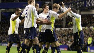 Jucătorii lui Tottenham, sancționați pentru că au participat la o petrecere! **"Vor fi drastic pedepsiți!"