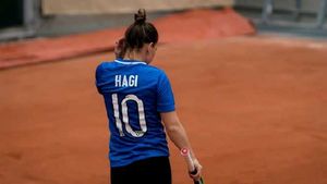 Gheorghe Hagi, plecăciuni în fața Simonei Halep după triumful de la Wimbledon: "Mulțumim pentru că duci România în elita sportului mondial"